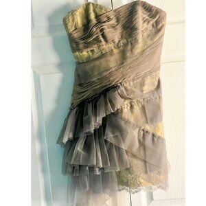BCBG MAXAZRIA Runway Yellow and Gray lace and gold mini dress. Size 8!